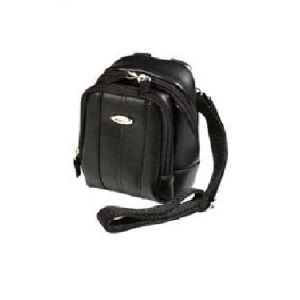 Digital Cameras: TARGUS DLUC02 Universal Leather Camera Soft Case Bag Carry Case
