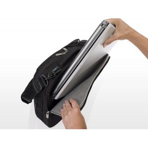 Laptop Accessories: Belkin FlyThru Classic Laptop Case Fits Up to 15.4 inch Notebook Bag Black