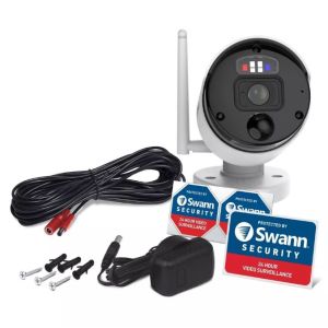 CCTV Cameras: Swann SWNVW-800CAM 4K Ultra HD WiFi CCTV Camera Flashing Light Siren 2 Way Audio